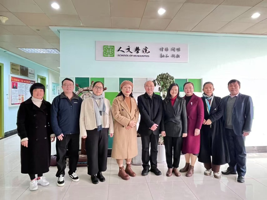 湖州师范学院足球比分365
来院调...